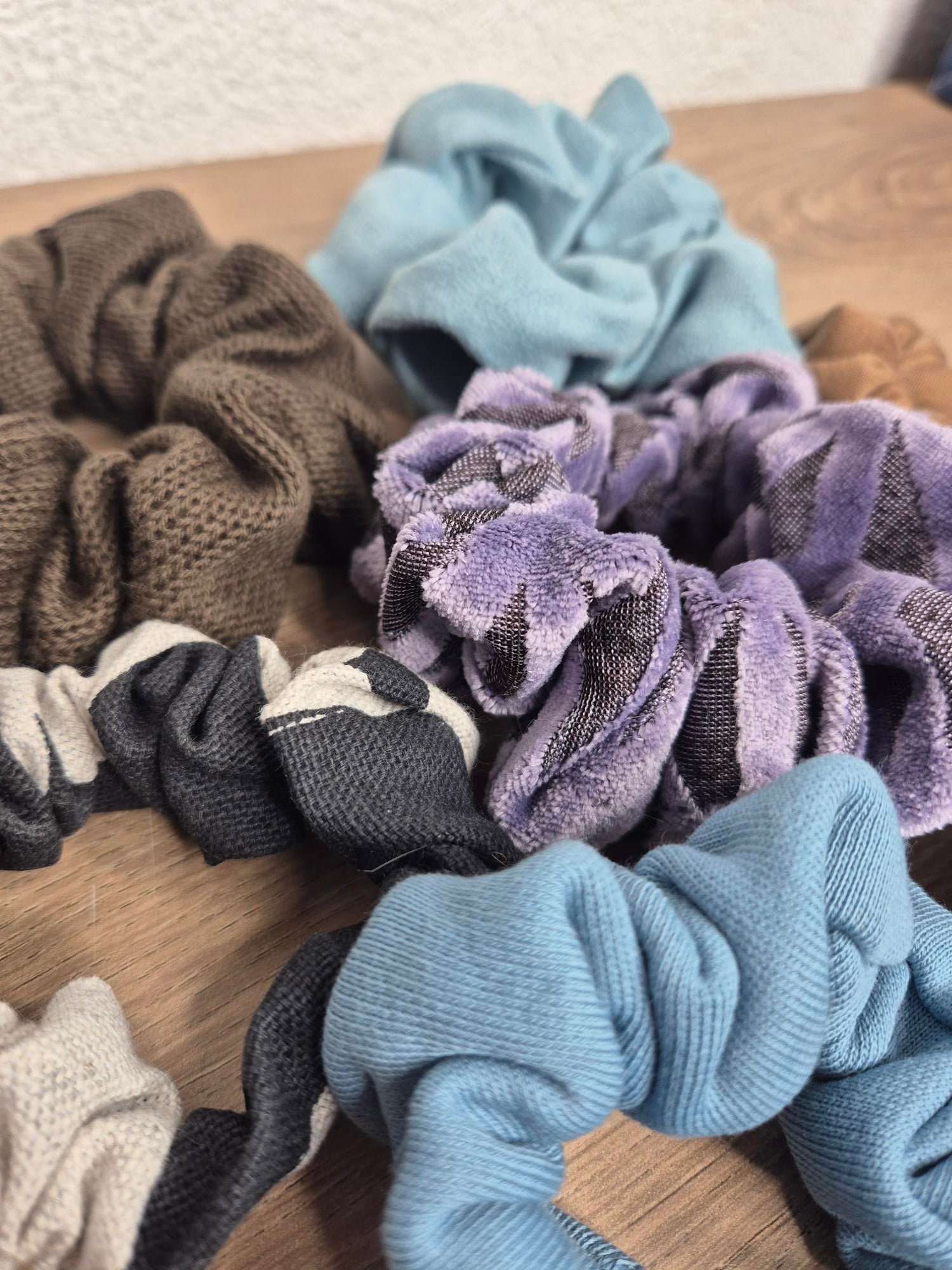 Photo de chouchous pour les cheveux de la marque Avaé Couture N°1